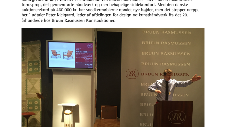 Rekordhammerslag på Finn Juhls elegante “FJ-45”-stole