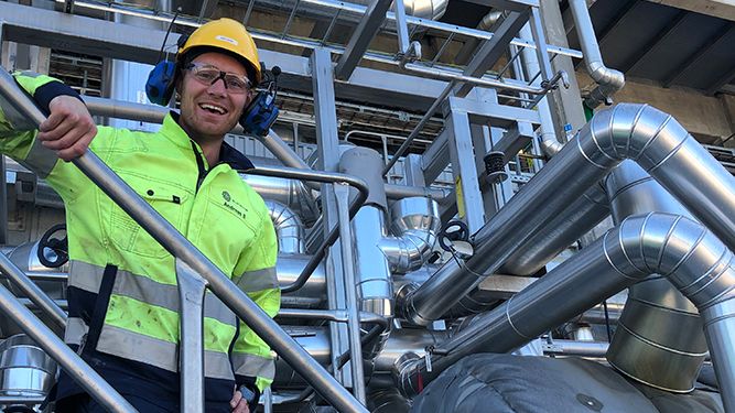 Andreas Bäckström, Produktionstekniker på Sunpine.