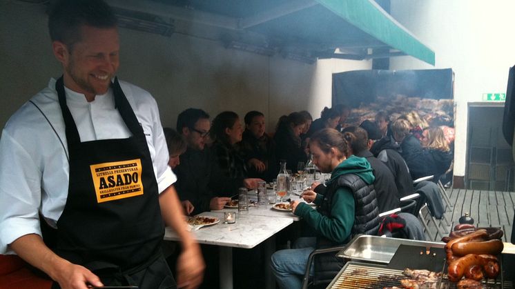 Lyckad grillskola med doft av Pampas