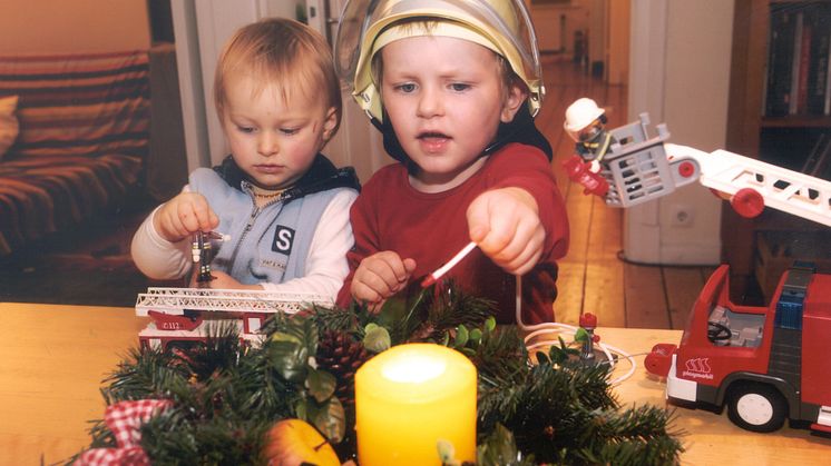 Brandgefahren im Advent: Erhöhte Sorgfalt bei offenen Flammen 