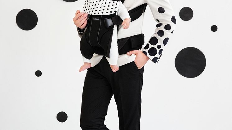 BABYBJÖRN Bärsele One, Dots by Karin
