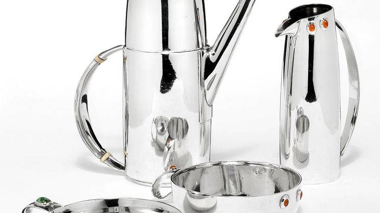 Archibald Knox: Cymric Arts & Crafts coffee service of sterling silver. Estimate DKK 60-80,000. Sold for: DKK 325,000 / € 44,000 including buyer’s premium