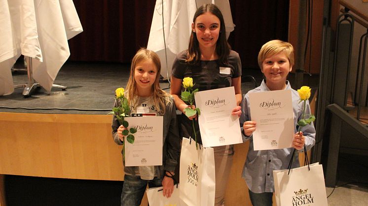Vinnande laget från Rebbelberga, Andreas Lindgren, Thea Knutsson och Otto Gadd!