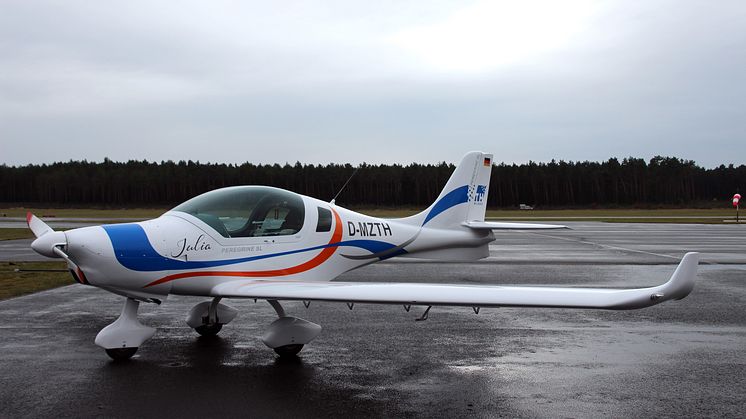 Das Forschungs- und Schulungsflugzeug der TH Wildau vom Typ „Peregine“ wurde auf den Namen "Julia" getauft.