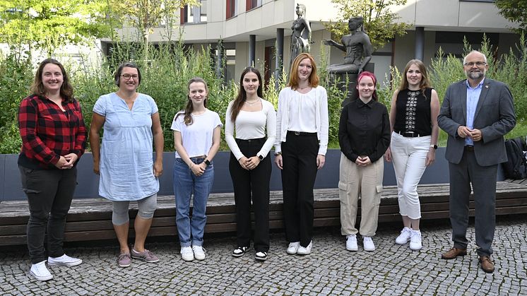 Einen Großteil der neuen Auszubildenden konnte Landrat Daniel Kurth zum Start der Einführungswoche persönlich begrüßen. Foto: Landkreis Barnim/Bachmann