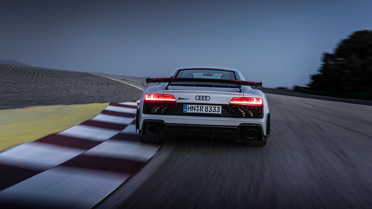 Audi R8 Coupé V10 GT RWD (Suzukagrå)