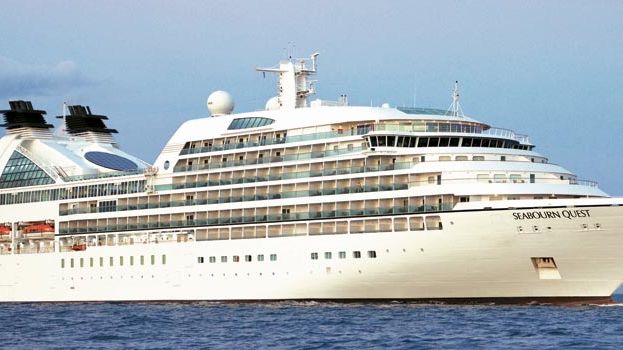 Nu börjar kryssningssäsongen – Vi hälsar lyxkryssaren Seabourn Quest välkommen till Helsingborg