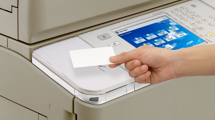 Canon iR-ADV 2012_C7270_EU_Zoom_Mycard_w.hand.jpg