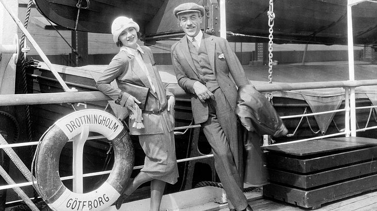 Greta Garbo travels on the America Line from Gothenburg to New York.