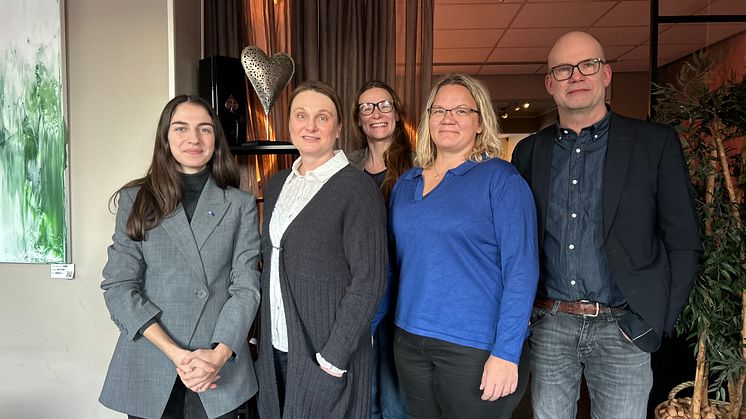  Från Vänster Romina Pourmokhtari Klimat och miljöminister, Helene Gunnarsson, Ordförande LRF Halland, Martina Philip, Regionalt sakkunnig LRF Väst , Cecilia Rönn, Liberalerna Halland, Christer Jansson Regionalt sakkunnig LRF Väst