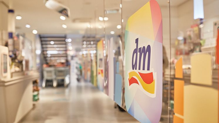 Jahres-Info am 12.11. bei dm: herzliche Einladung zur Teilnahme