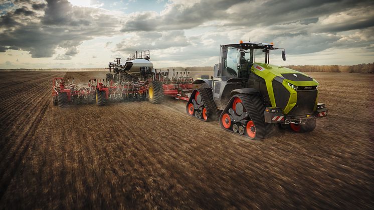 More performance in every respect: XERION 12.590 and 12.650 from CLAAS in TERRA TRAC and TRAC versions