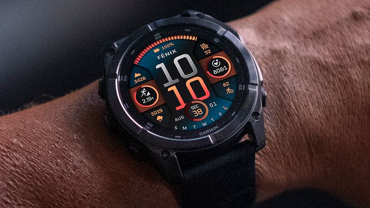 fēnix 8, wrist.jpg