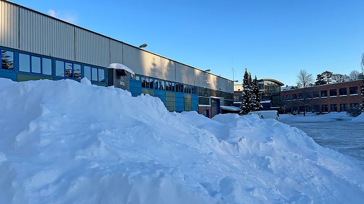 Mye snø på Kråkerøy i Fredrikstad der Jøtul AS har fabrikk og hovedkontor.