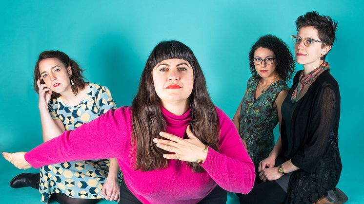 Amerikanska folk- och bluegrassartisten Laura Cortese & The Dance Cards spelar i Gävle Konserthus