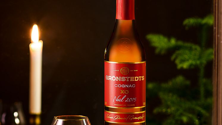 Grönstedts Noël 2015 XO firar tioårsjubileum – Årets julcognac är kryddigt intensiv med inslag av mandel, exotisk frukt och marmelad