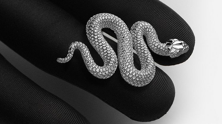 ic-16-py-bk-g-snake-1400.jpg