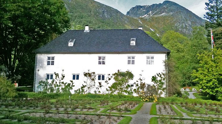 Åtte nye tildelinger: Kunstproduksjon og formidling, søppelrydding og ivaretakelse av biomangfoldet