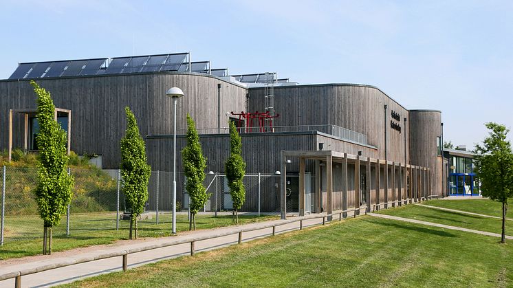 Karlsrobadet i Eslöv håller stängt på grund av legionellabakterier i duschar 