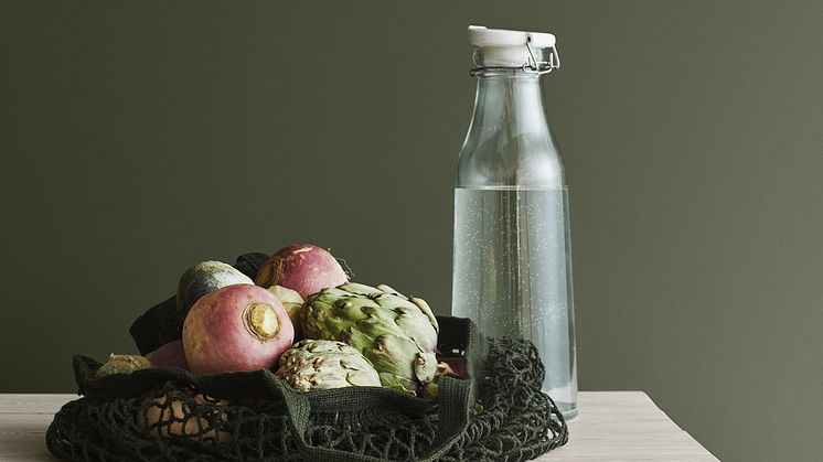 Jotun_LADY_8494 organic green_LADY Supreme Finish_1024 tidlos_(table)_foto_Line_Klein