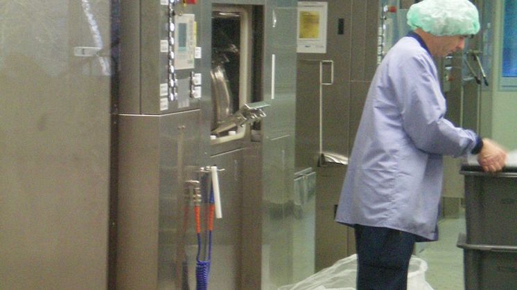 WEITERER AUFTRAG FÜR DIE PTA PHARMATECHNISCHER APPARATEBAU: NEUE STOPFENREINIGUNGSANLAGE VOM TYP WST 850 AN INTERNATIONALEN PHARMAPRODUZENTEN IN DIE USA VERKAUFT