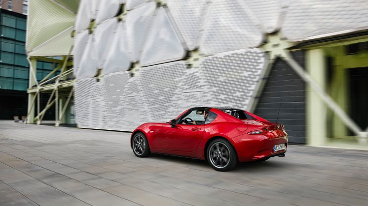 2017_MX5_RF_Soul Red Metallic