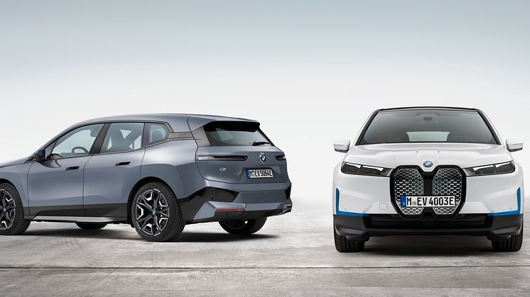 Tupla-annos sähköistä ajamisen iloa: täysin uudet BMW iX xDrive50 ja BMW iX xDrive40