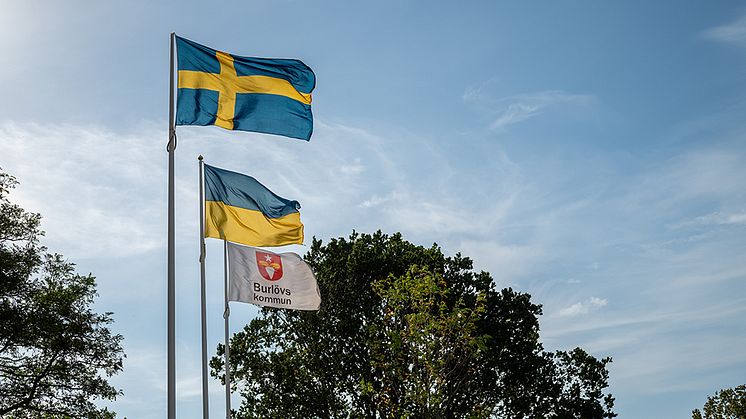 Flaggor Sverige Ukraina och Burlövs kommun-2669 MND.jpg