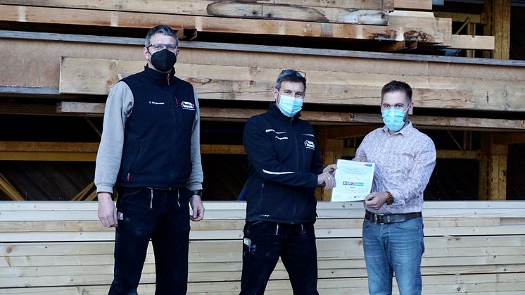 Jetzt eigenen KEFF-Check fürs Unternehmen vereinbaren: Holzbau Klingenstein erhält KEFF-Auszeichnung