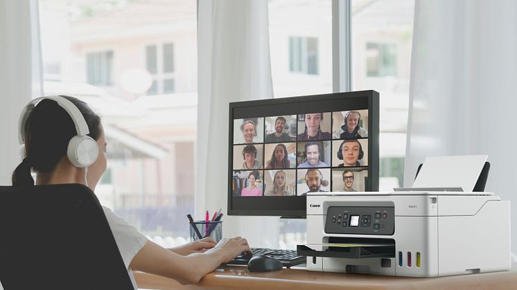 MAXIFY GX3050 og MAXIFY GX4050 passer utmerket på hjemmekontoret og hos små bedrifter.