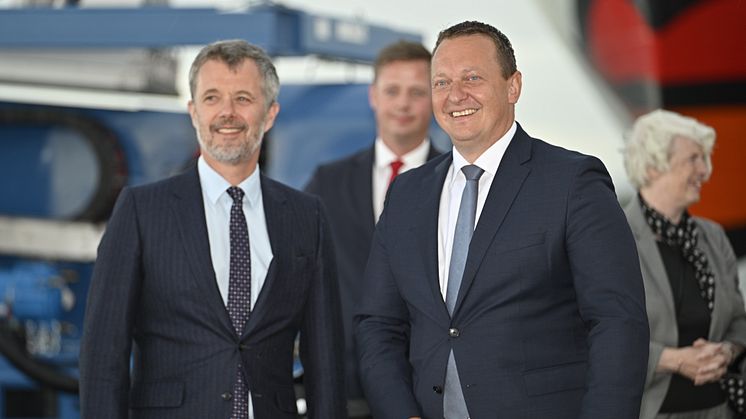 Photo AIDA Cruises: Copenhagen_shore_power_opening_AIDAnova_King_Frederik_Felix_Eichhorn_AIDA_Pesident.JPG