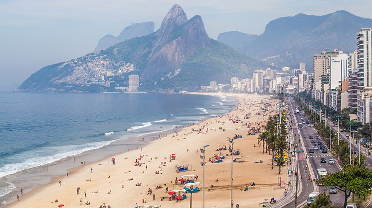 Rio de Janeiro är kanske mest känt för de ikoniska stränderna Copacabana och Ipanema, men erbjuder så mycket mer än strandliv.