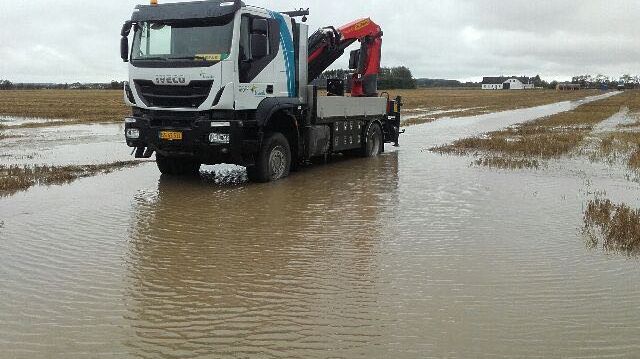 Den nye Iveco Trakker er opbygget med kran og en trappe, der gør arbejdet lettere.
