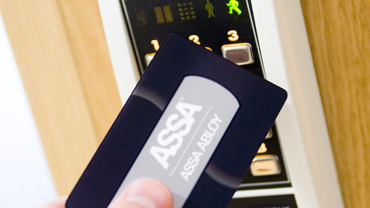 ASSA passersystem läsare och passerkort