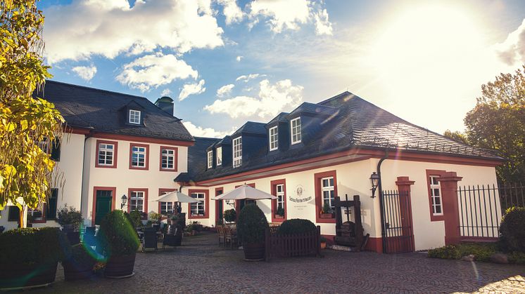 Schloss Reinhartshausen, Rheingau, Tyskland. Grundat 1337.