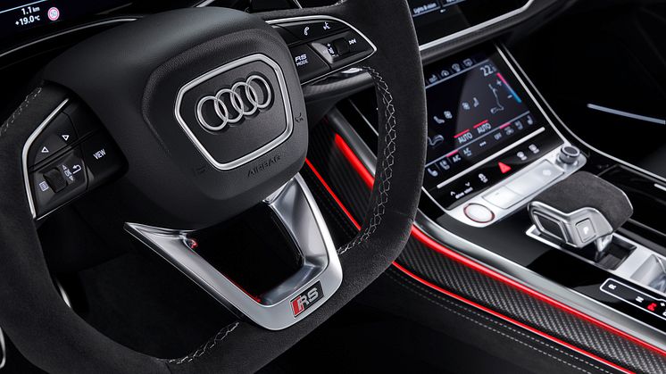 Audi RS Q8 cockpit