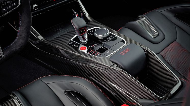 BMW M4 CS
