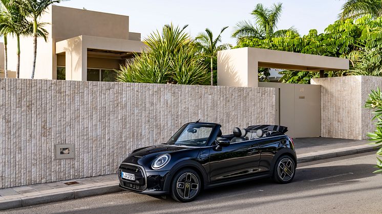 MINI Cooper SE Cabriolet