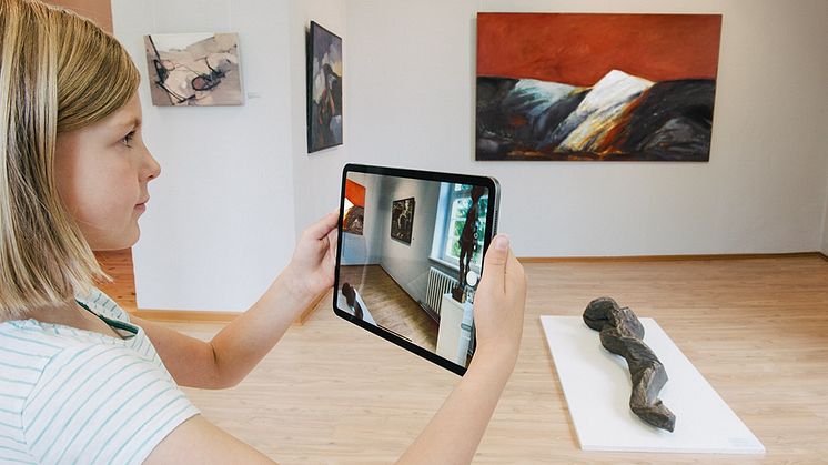 Die neue Ausstellung in der Kunstsammlung Lausitz in Senftenberg und im Kulturhaus der BASF kann analog digital erkundet werden (Foto BASF)