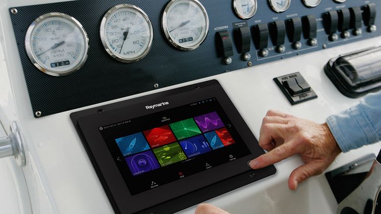 High Res Image - Raymarine - Upgrade from C70 to Axiom 9