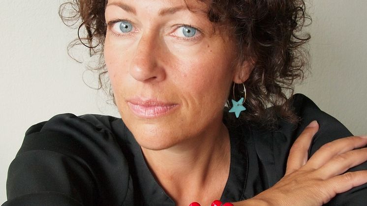 Elisabeth Åsbrink dramatiker på Folkteatern Göteborg.