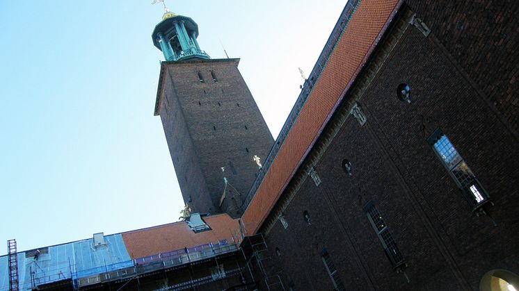 45 000 handgjorda tegelpannor från Monier på Stadshuset