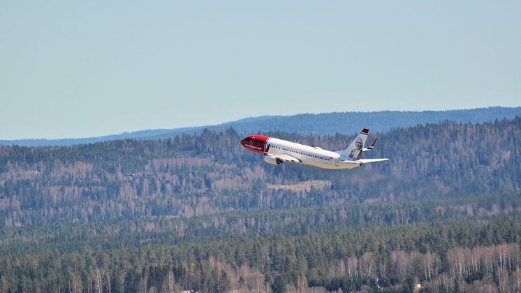 Norwegians LN-NOC efter take-off