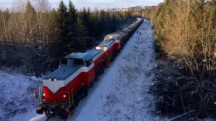 Inlandsbanan som en fossilfri transportled för kalk och makadam mellan Orsa och Gällivare 