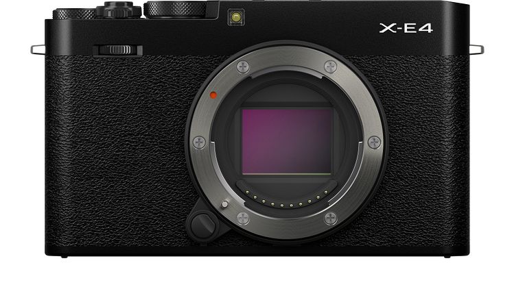 X-E4_frontCMOS_black