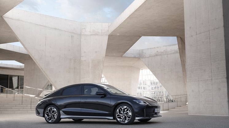 Hyundai IONIQ 6 utses till 2023 års World Car of the Year, World Electric Vehicle och World Car Design.