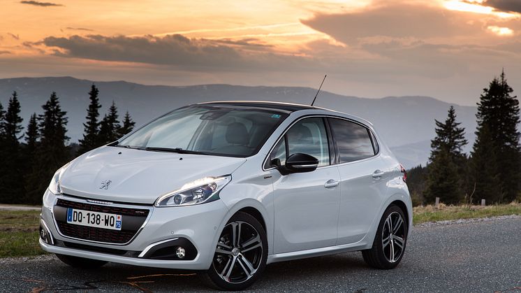 Peugeots försäljningskurvor pekar uppåt