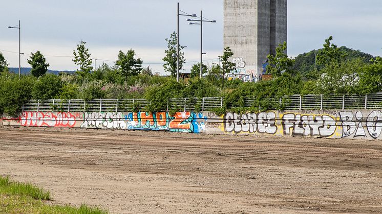 Vannspeilet uten vann med tårn