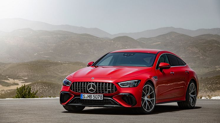 Verdenspremiere: Den første performance plug-in hybrid fra Mercedes-AMG