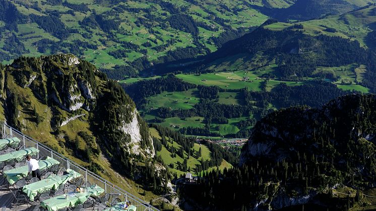 Stockhorn-kulinarik-trail-panorama © Interlaken Tourismus